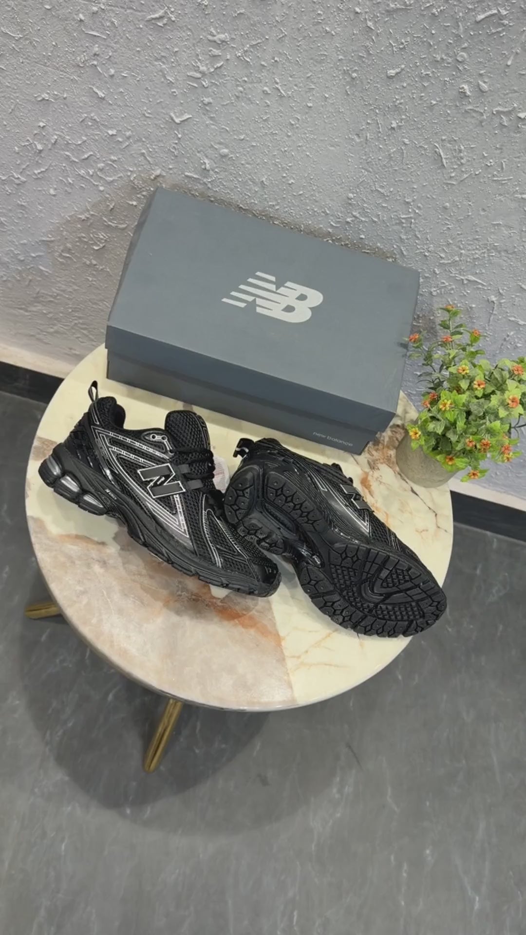 NEW BALANCE 1906 BLACK