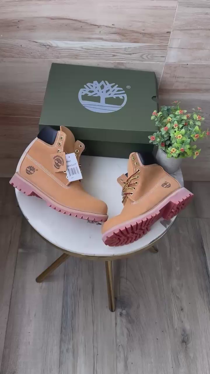 TIMBERLAND BOOTS TAN
