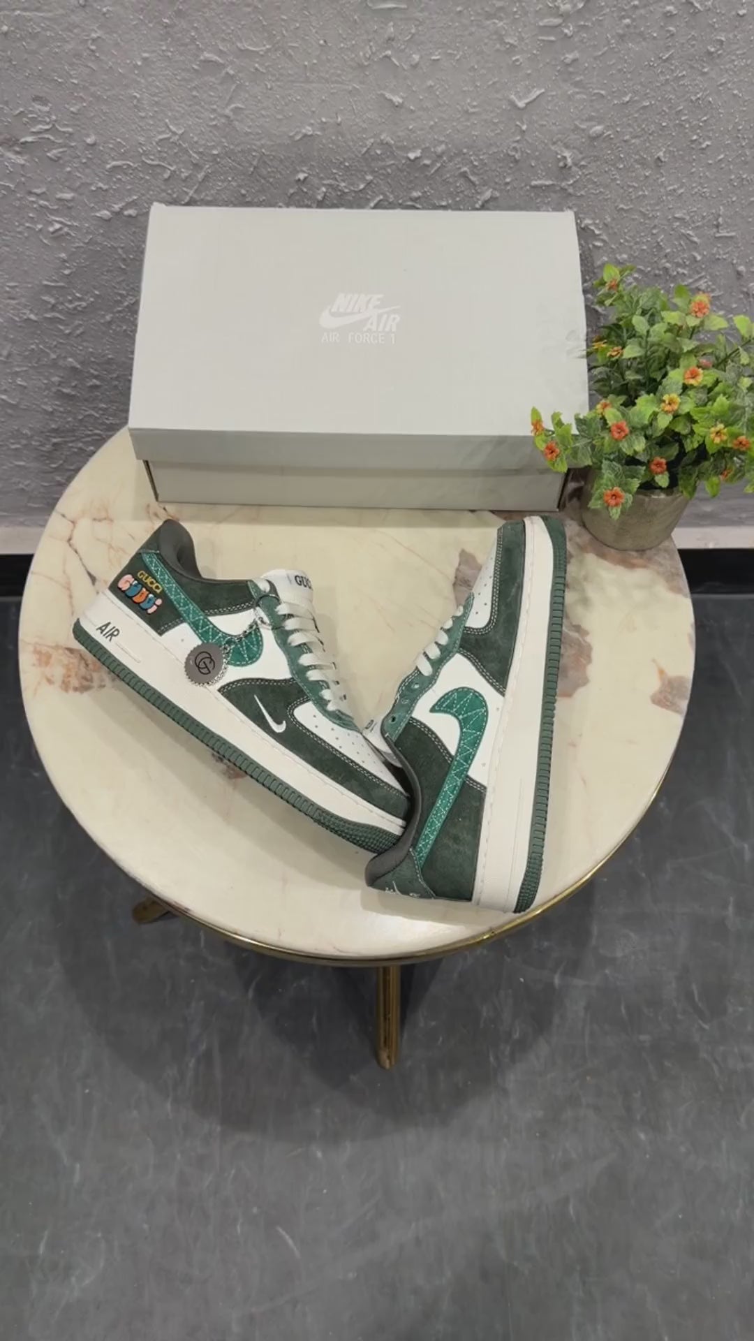 Greyhut-NIKE AIRFORCE ONE GUCCI GREY