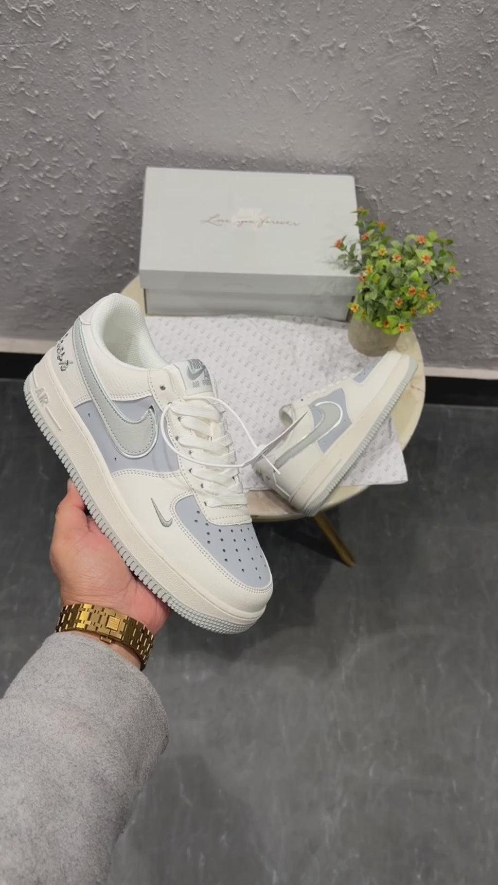 NIKE AIRFORCE ONE FRESH GREY SWOOSH
