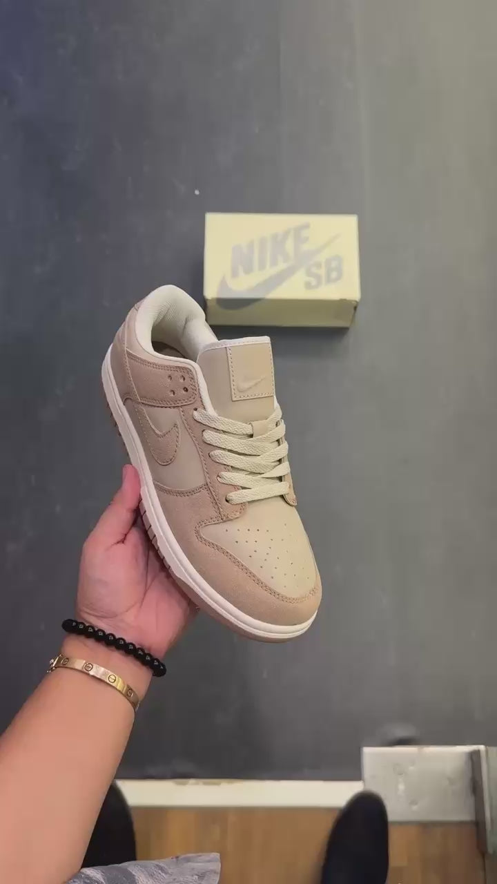 NIKE SB DUNK SANDDRIFT