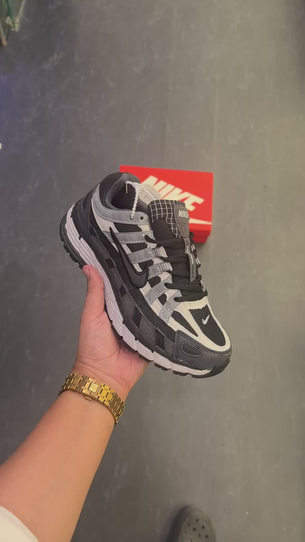 NIKE P-6000 GREY BLACK