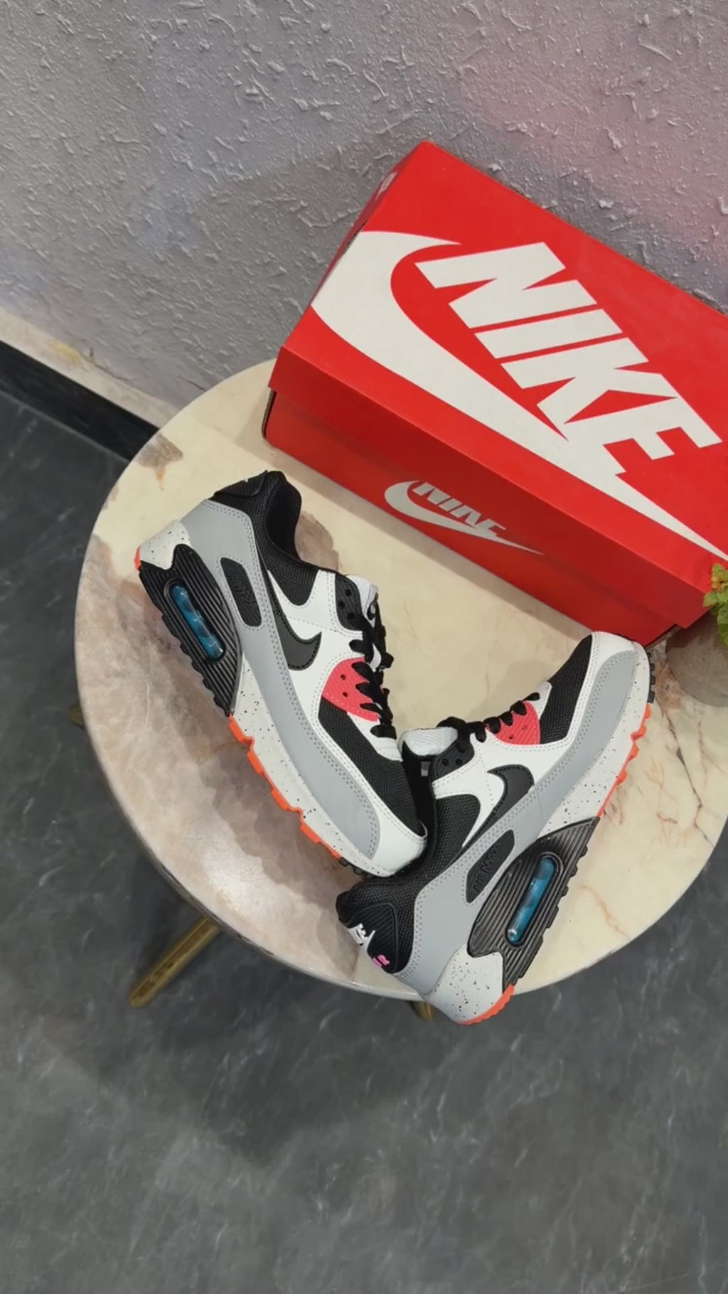 NIKE AIRMAX 90