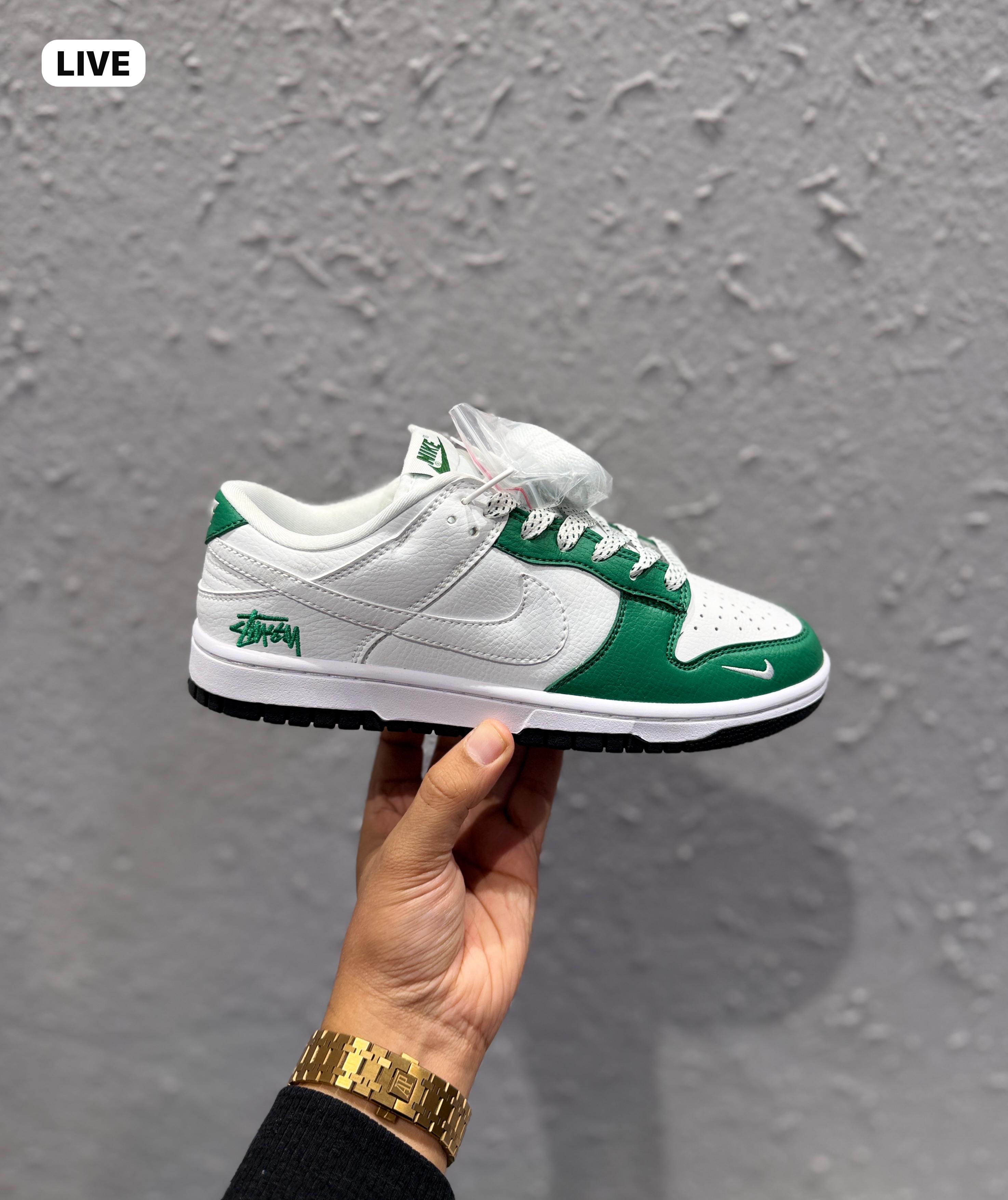 Greyhut-NIKE SB DUNK STUSSY WHITE GREEN 2026