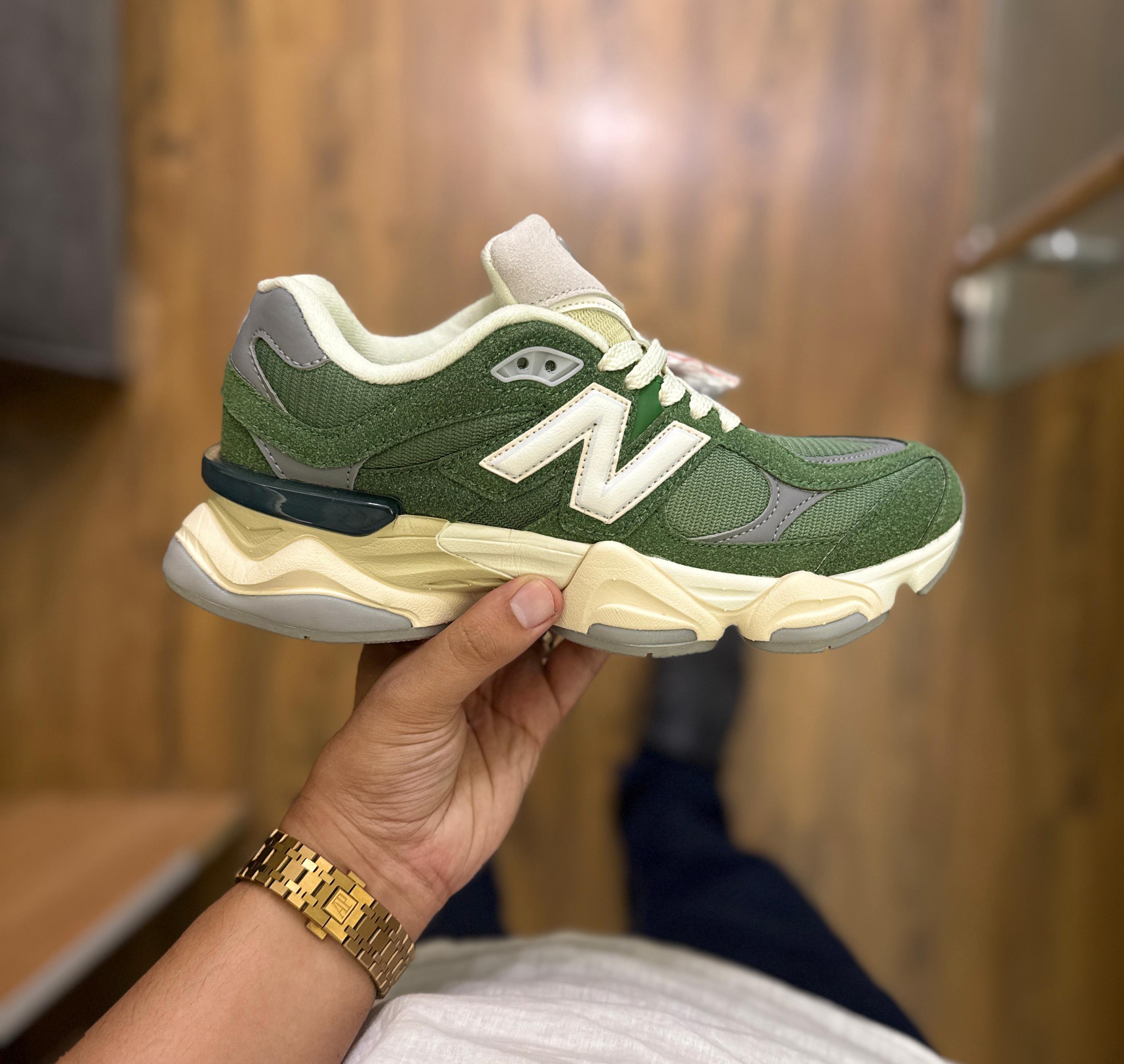 NEW BALANCE 9060 GREEN