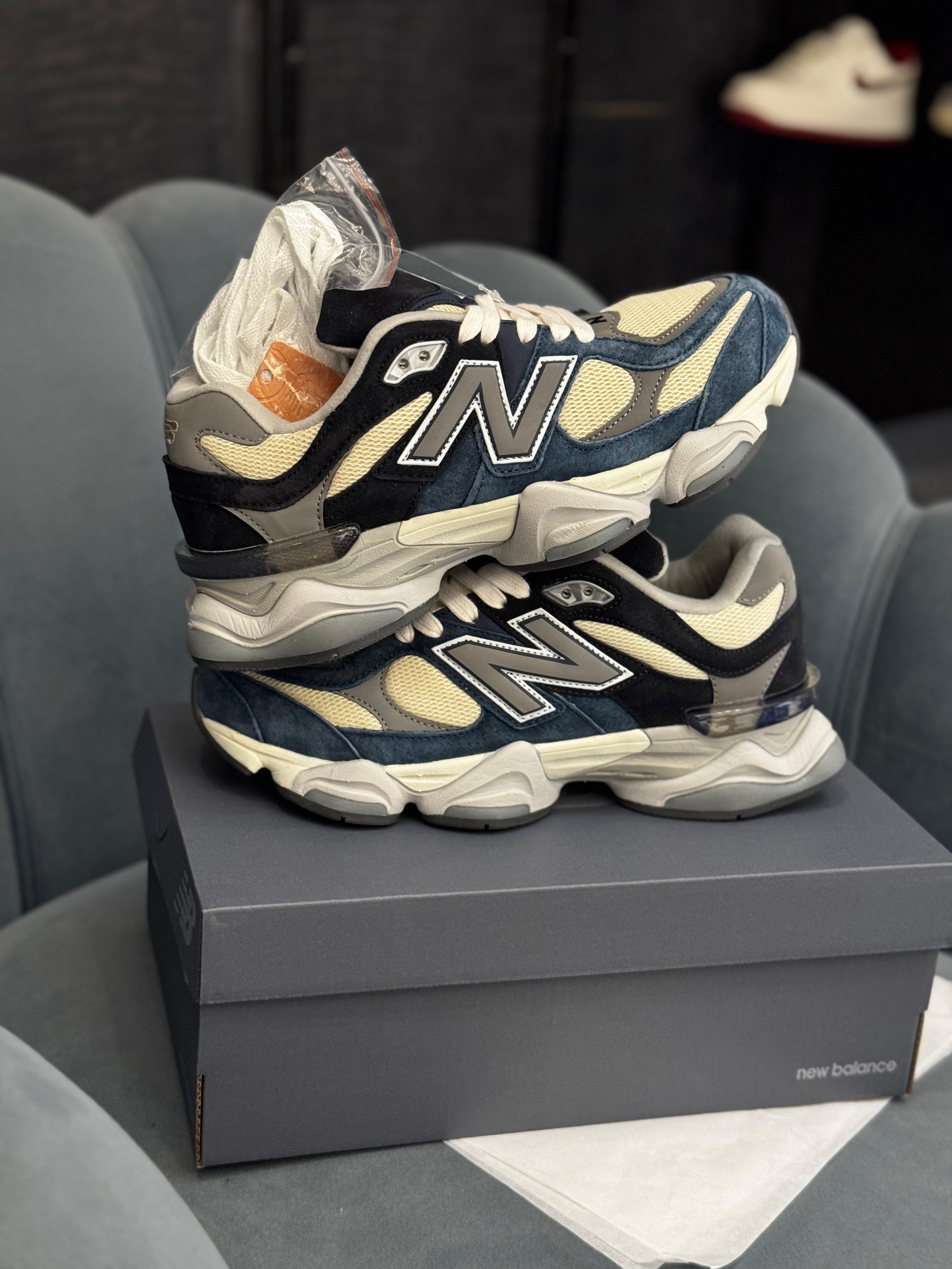 NEW BALANCE 9060 BLUE