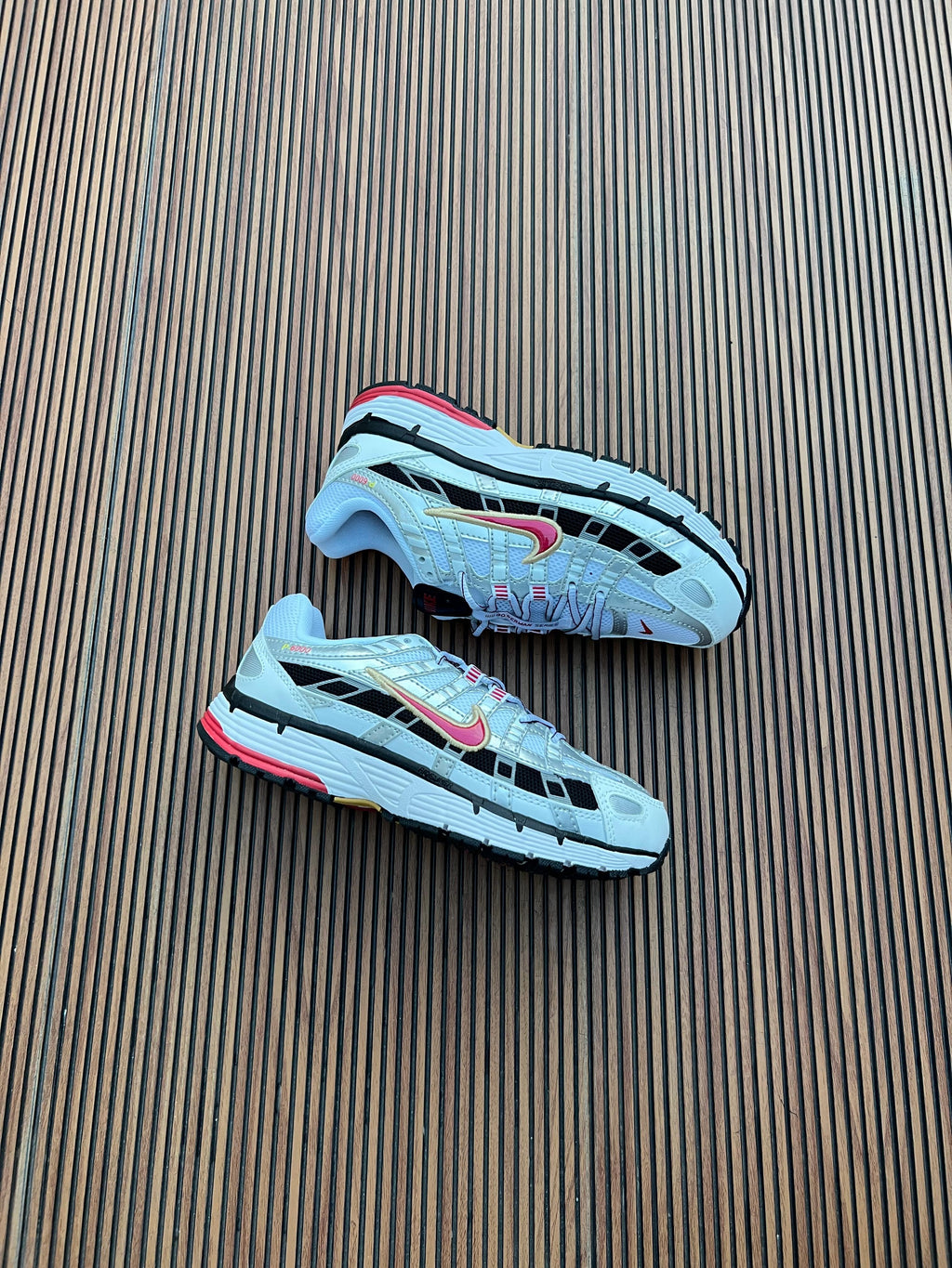 NIKE P-6000