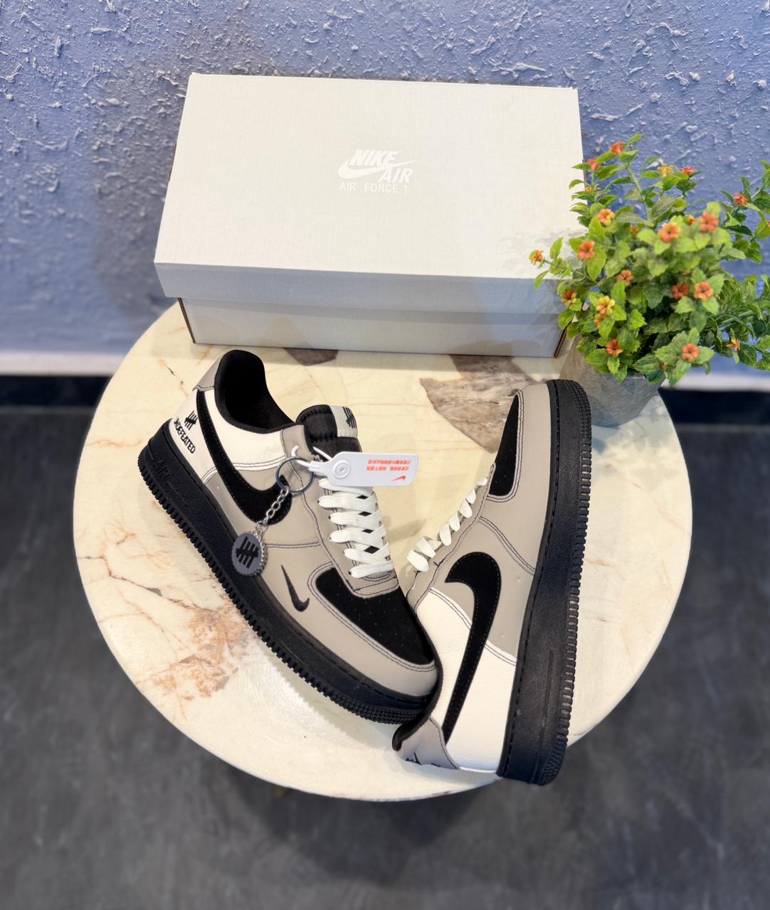 NIKE AIRFORCE CUSTOM UNDEFEATED KEY CHAIN