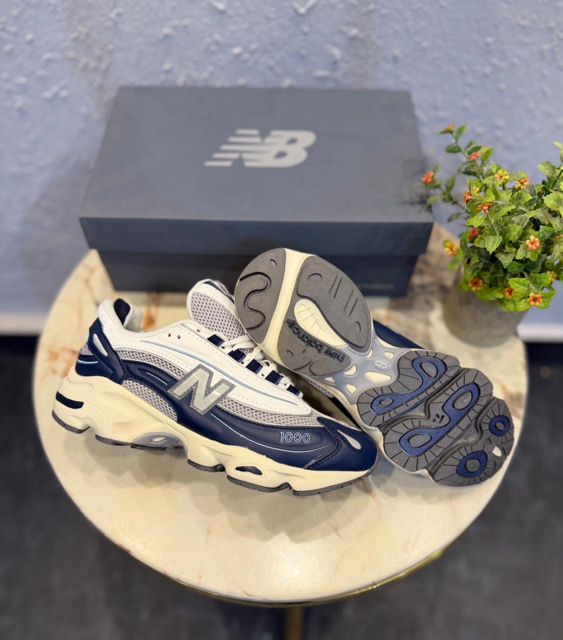 NEW BALANCE 1000 NAVY SEA SALT