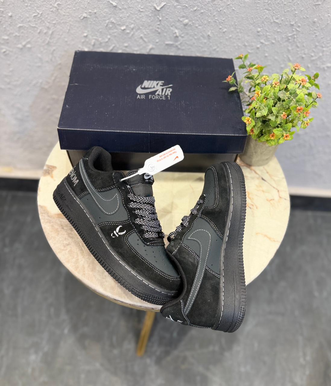 Greyhut-NIKE AIRFORCE ONE VENOM SUEDE BLACK