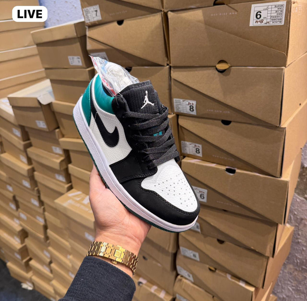 AIR JORDANS RETRO 1 LOW BLACK GREEN