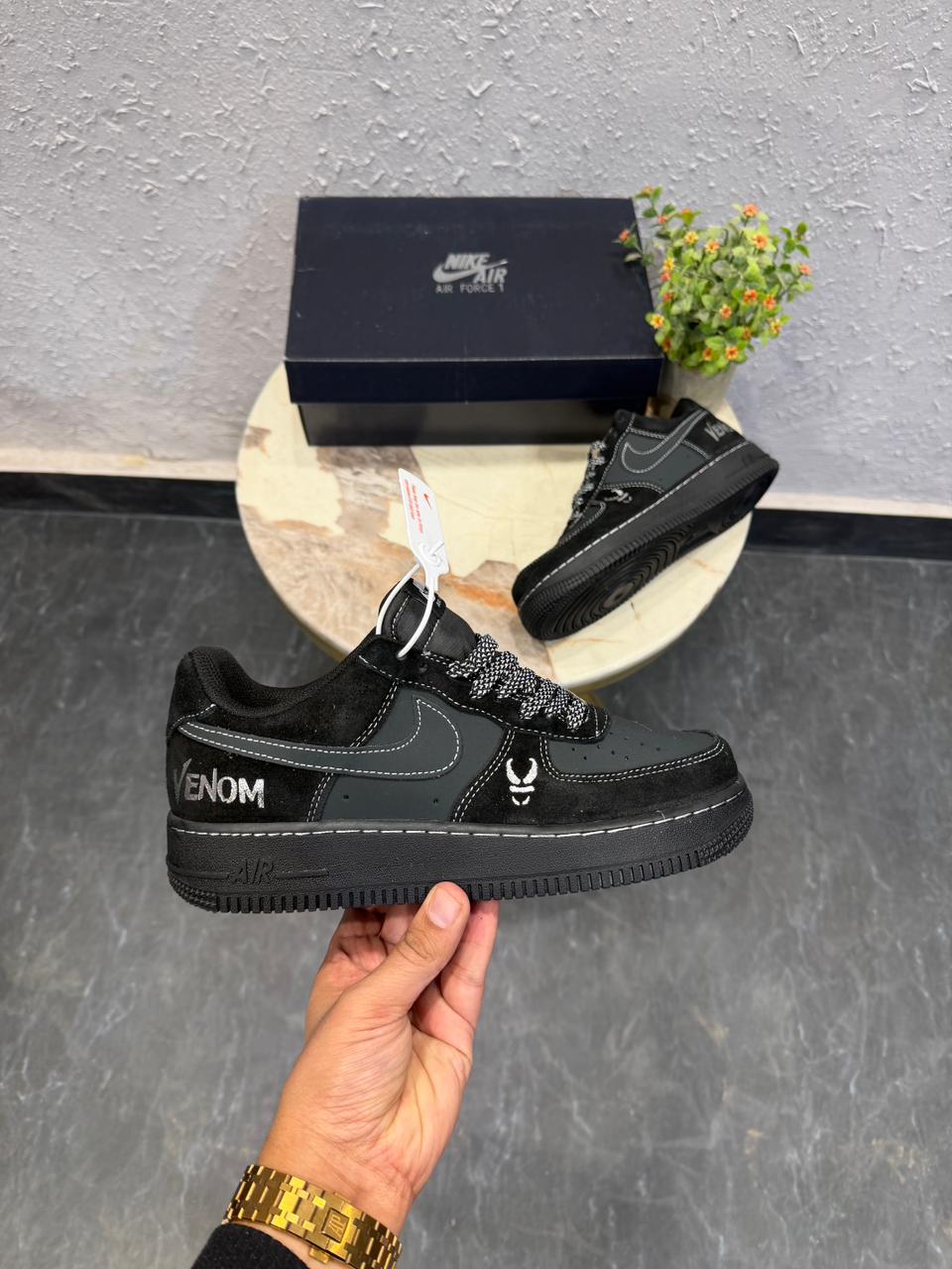 Greyhut-NIKE AIRFORCE ONE VENOM SUEDE BLACK