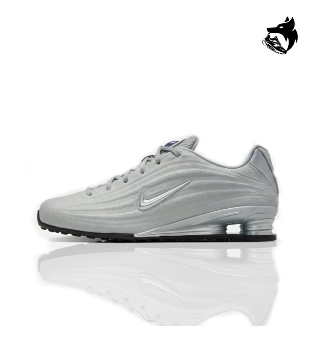 Nike SHOX R4
