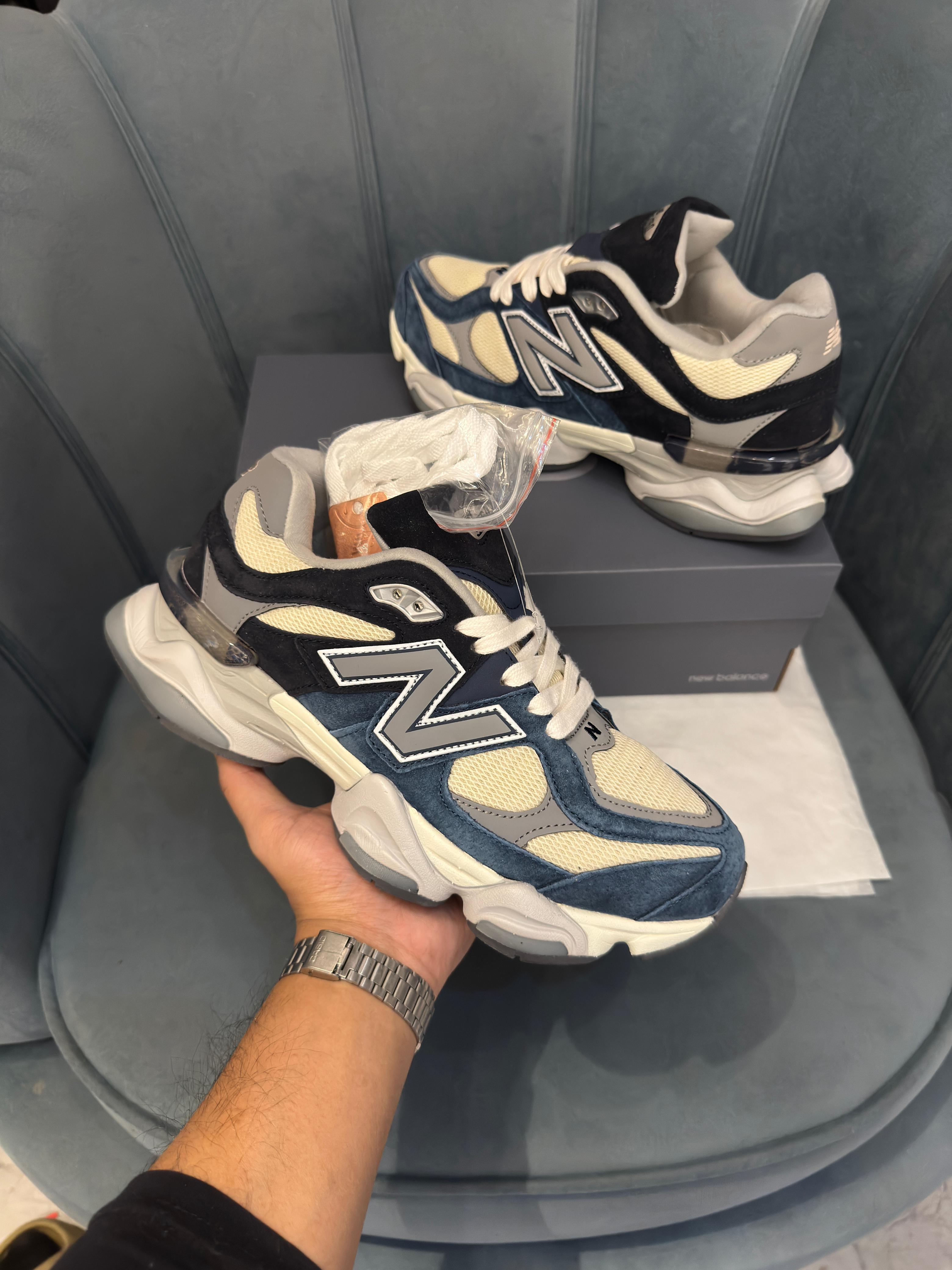 NEW BALANCE 9060 BLUE